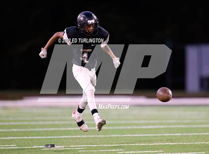 Thumbnail 1 in Lassiter @ Sprayberry photogallery.