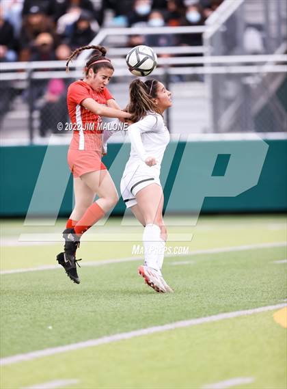 Thumbnail 2 in Carondelet vs. California (CIFNCS D1 Final) photogallery.