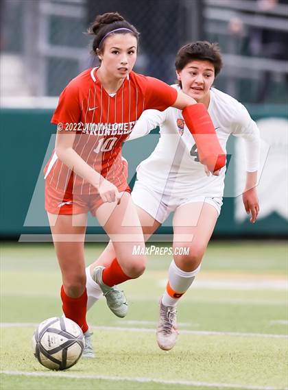 Thumbnail 3 in Carondelet vs. California (CIFNCS D1 Final) photogallery.