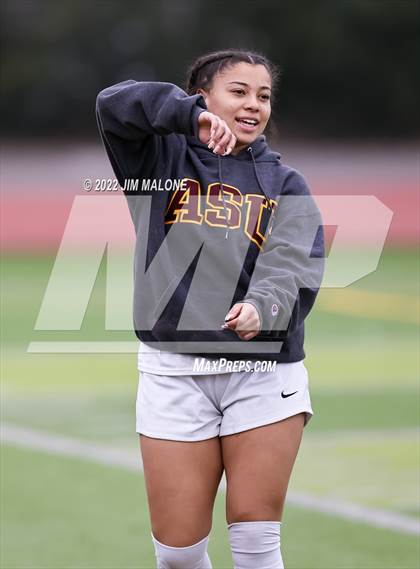 Thumbnail 3 in Carondelet vs. California (CIFNCS D1 Final) photogallery.