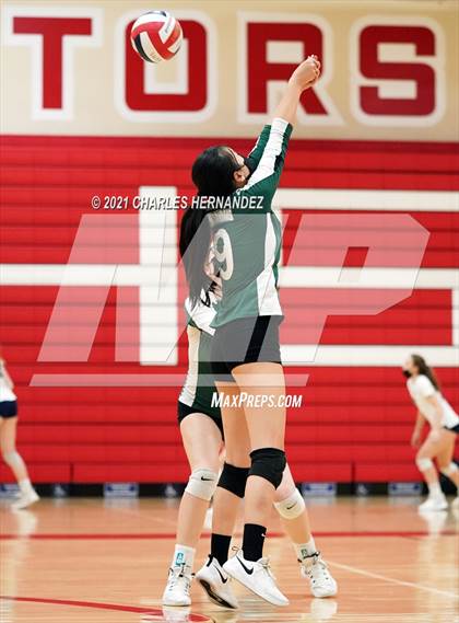 Thumbnail 1 in Thousand Oaks vs West (Molten Power Classic Tournament)  photogallery.