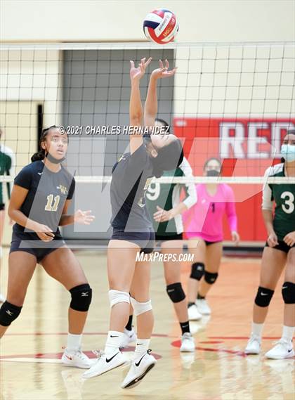 Thumbnail 2 in Thousand Oaks vs West (Molten Power Classic Tournament)  photogallery.