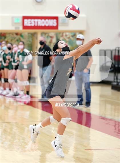 Thumbnail 3 in Thousand Oaks vs West (Molten Power Classic Tournament)  photogallery.
