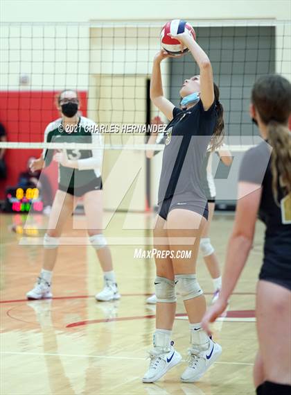 Thumbnail 1 in Thousand Oaks vs West (Molten Power Classic Tournament)  photogallery.