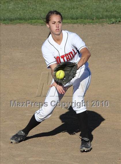 Thumbnail 1 in Paradise @ Foothill photogallery.