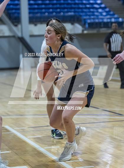 Thumbnail 2 in Truman vs. Helias (Twelve Courts of Christmas) photogallery.