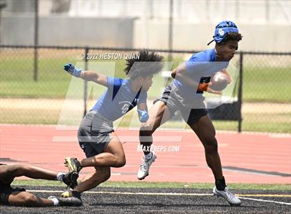 Thumbnail 1 in Charter Oak vs.Long Beach Poly (Surf City Tournament) photogallery.