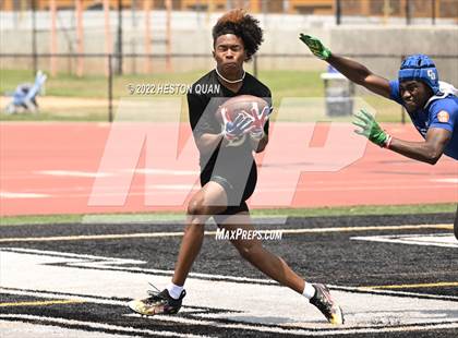 Thumbnail 2 in Charter Oak vs.Long Beach Poly (Surf City Tournament) photogallery.
