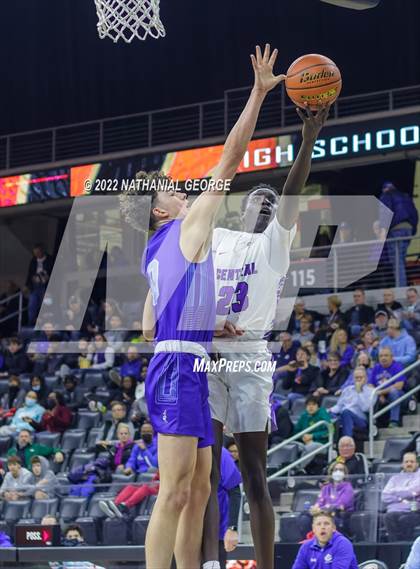 Thumbnail 2 in Creighton Prep vs. Omaha Central (Metro Tournament) photogallery.