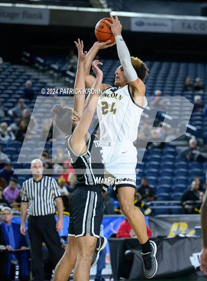 Thumbnail 1 in Mountlake Terrace @ Lincoln (WIAA 3A Semifinals) photogallery.