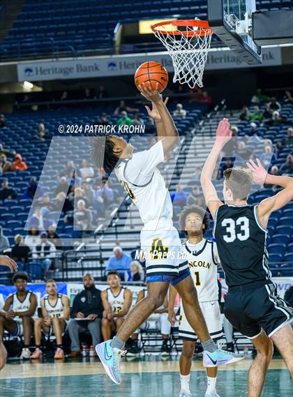 Thumbnail 2 in Mountlake Terrace @ Lincoln (WIAA 3A Semifinals) photogallery.