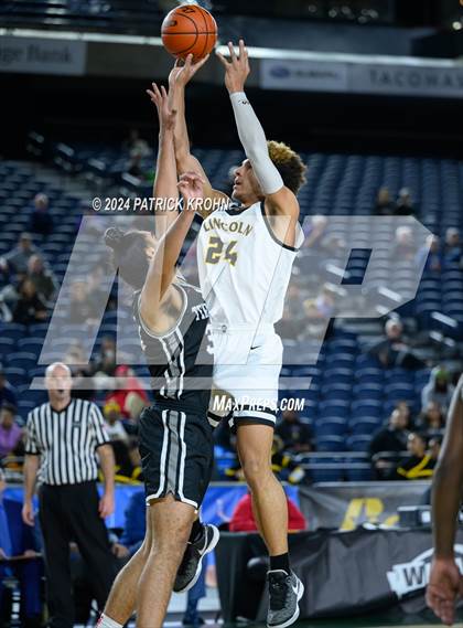 Thumbnail 2 in Mountlake Terrace @ Lincoln (WIAA 3A Semifinals) photogallery.