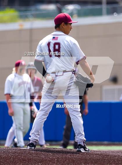 Thumbnail 3 in Cheyenne Mountain vs. Palisade (CHSAA 4A Round 3) photogallery.