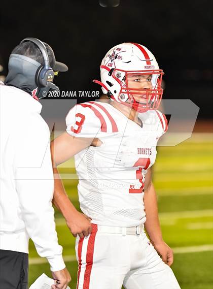 Thumbnail 2 in Santo vs Muenster (UIL 2A Bi-District Playoff) photogallery.