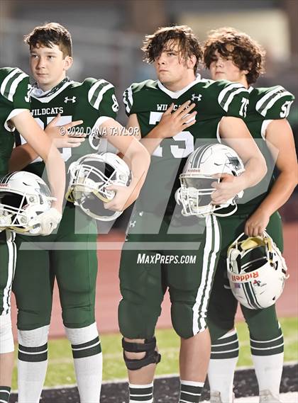 Thumbnail 3 in Santo vs Muenster (UIL 2A Bi-District Playoff) photogallery.