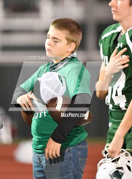 Thumbnail 1 in Santo vs Muenster (UIL 2A Bi-District Playoff) photogallery.
