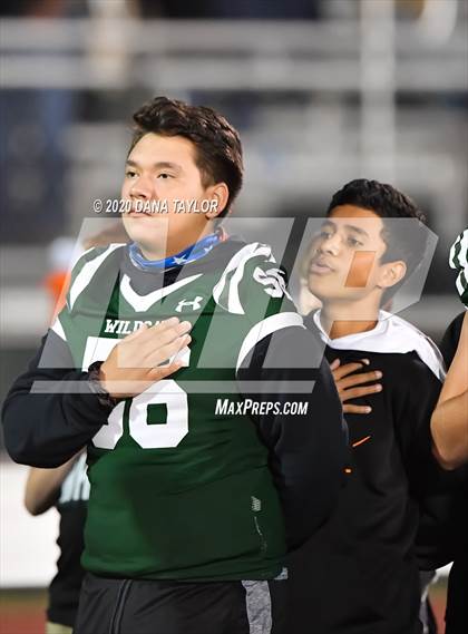 Thumbnail 3 in Santo vs Muenster (UIL 2A Bi-District Playoff) photogallery.