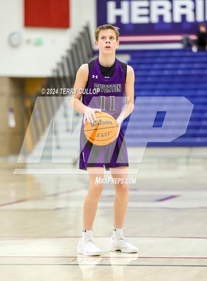 Thumbnail 3 in Riverton @ Herriman (Sophomore) photogallery.