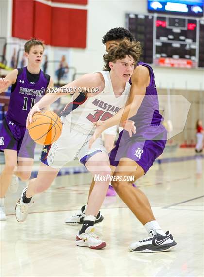 Thumbnail 1 in Riverton @ Herriman (Sophomore) photogallery.