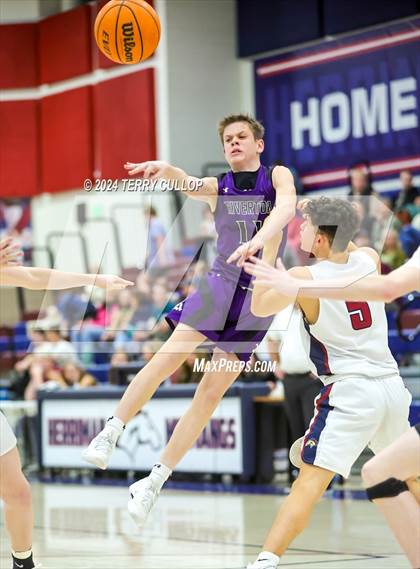 Thumbnail 3 in Riverton @ Herriman (Sophomore) photogallery.