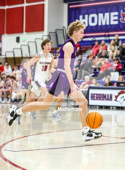 Thumbnail 3 in Riverton @ Herriman (Sophomore) photogallery.