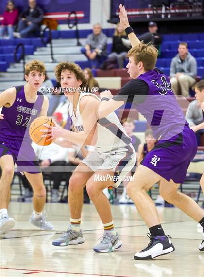 Thumbnail 3 in Riverton @ Herriman (Sophomore) photogallery.