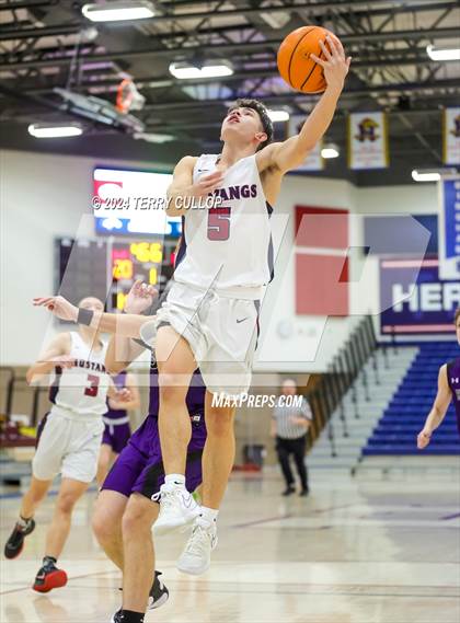 Thumbnail 2 in Riverton @ Herriman (Sophomore) photogallery.