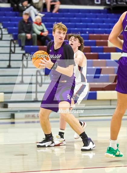 Thumbnail 3 in Riverton @ Herriman (Sophomore) photogallery.