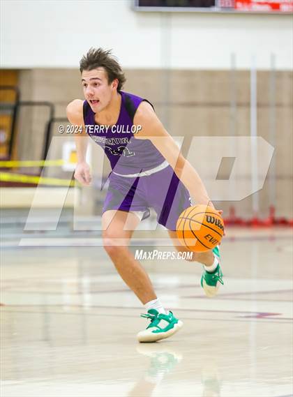 Thumbnail 2 in Riverton @ Herriman (Sophomore) photogallery.