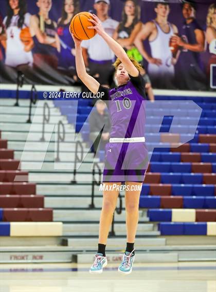 Thumbnail 2 in Riverton @ Herriman (Sophomore) photogallery.