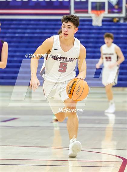 Thumbnail 1 in Riverton @ Herriman (Sophomore) photogallery.