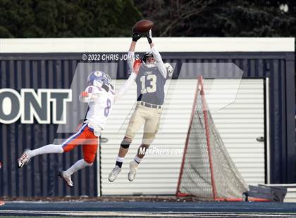 Thumbnail 2 in East St. Louis @ Lemont (IHSA 6A Semifinal) photogallery.