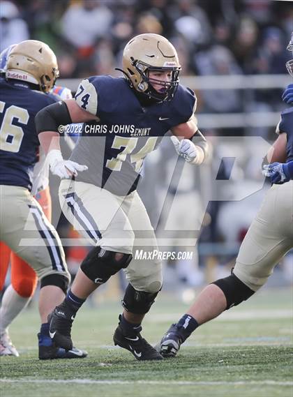 Thumbnail 2 in East St. Louis @ Lemont (IHSA 6A Semifinal) photogallery.
