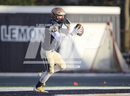 Thumbnail 1 in East St. Louis @ Lemont (IHSA 6A Semifinal) photogallery.