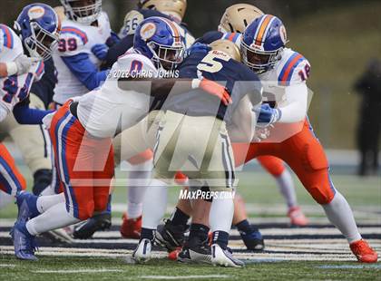 Thumbnail 2 in East St. Louis @ Lemont (IHSA 6A Semifinal) photogallery.