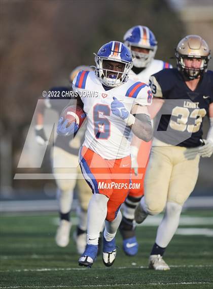 Thumbnail 2 in East St. Louis @ Lemont (IHSA 6A Semifinal) photogallery.