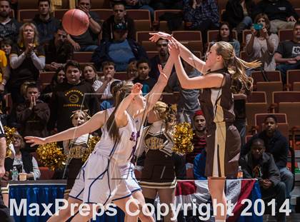 Thumbnail 2 in St. Paul Catholic vs. Thomaston (CIAC Class S Final) photogallery.