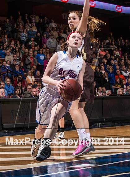 Thumbnail 3 in St. Paul Catholic vs. Thomaston (CIAC Class S Final) photogallery.