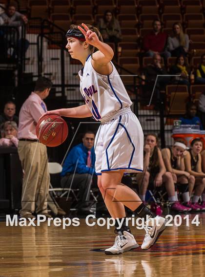 Thumbnail 2 in St. Paul Catholic vs. Thomaston (CIAC Class S Final) photogallery.