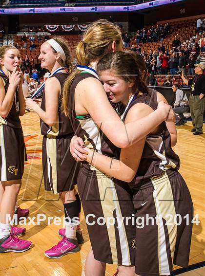 Thumbnail 2 in St. Paul Catholic vs. Thomaston (CIAC Class S Final) photogallery.