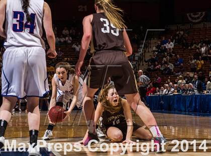 Thumbnail 2 in St. Paul Catholic vs. Thomaston (CIAC Class S Final) photogallery.