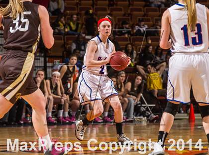 Thumbnail 3 in St. Paul Catholic vs. Thomaston (CIAC Class S Final) photogallery.
