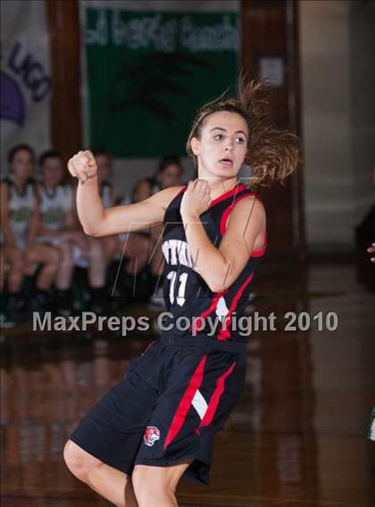 Thumbnail 1 in Rio Americano vs. Foothill (Placer Classic) photogallery.