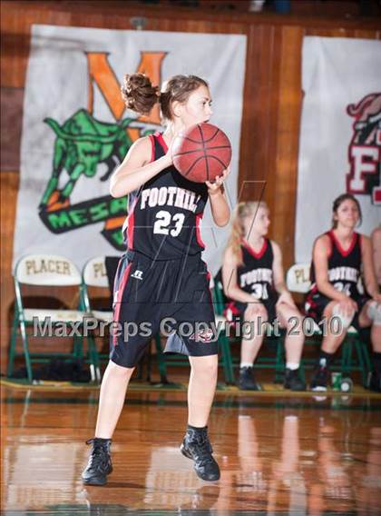 Thumbnail 2 in Rio Americano vs. Foothill (Placer Classic) photogallery.