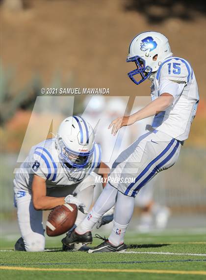Thumbnail 1 in Brentwood School vs  Burbank photogallery.