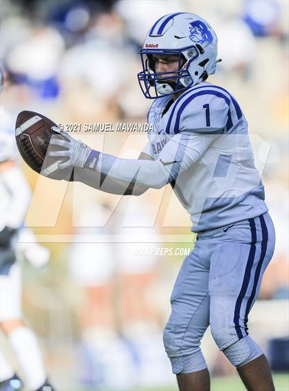 Thumbnail 1 in Brentwood School vs  Burbank photogallery.