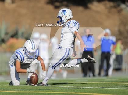 Thumbnail 3 in Brentwood School vs  Burbank photogallery.