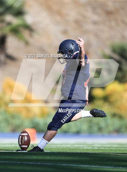 Thumbnail 1 in Brentwood School vs  Burbank photogallery.