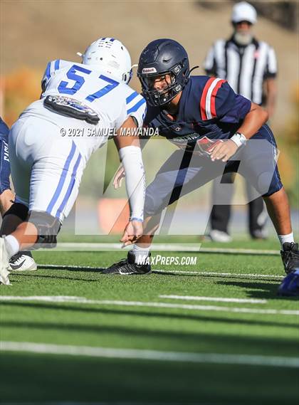 Thumbnail 3 in Brentwood School vs  Burbank photogallery.