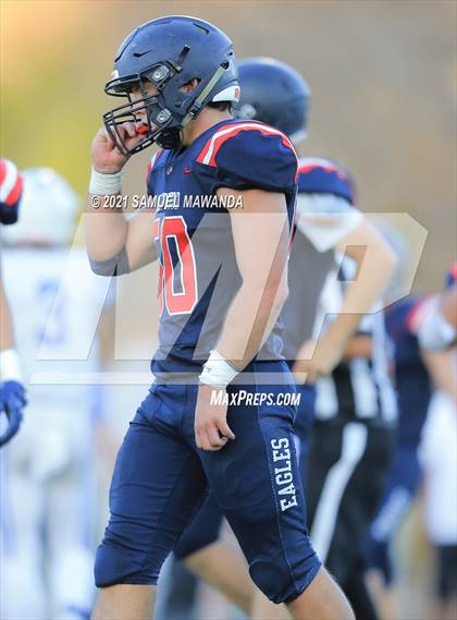 Thumbnail 2 in Brentwood School vs  Burbank photogallery.